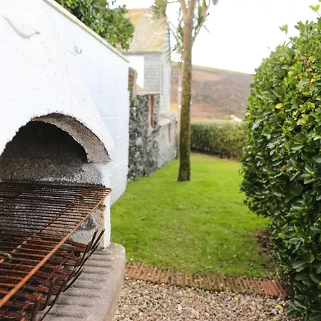 Tamarisk, Bay Holidays Holiday home *
